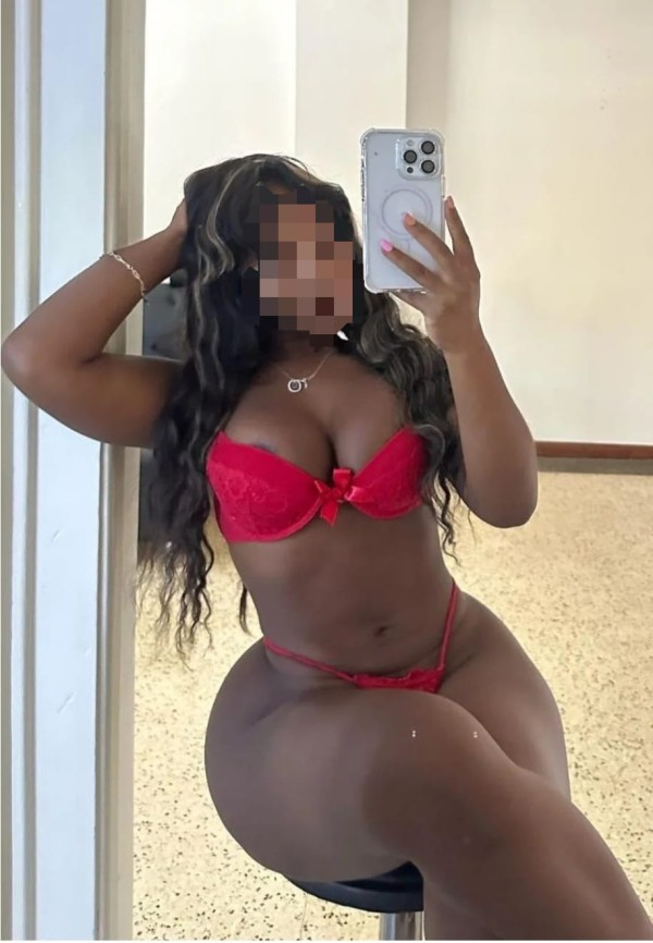 MORENAZA DESEOSA COMPLACIENTE A TOPE EN ELCHE