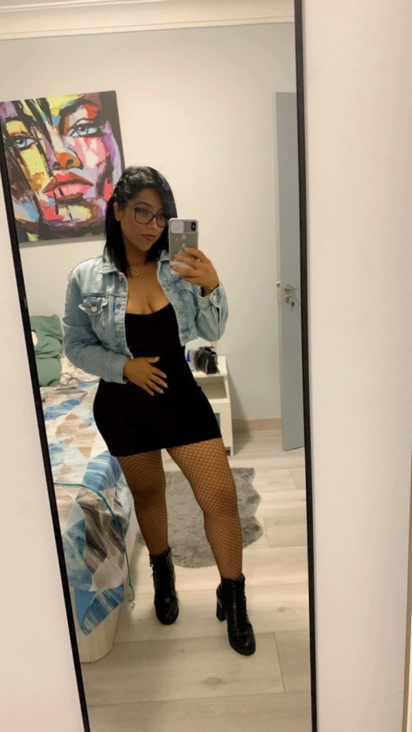 VIOLETA: ULTIMOS DIAS EN A CORUÑA DULCE Y SEDUCTORA