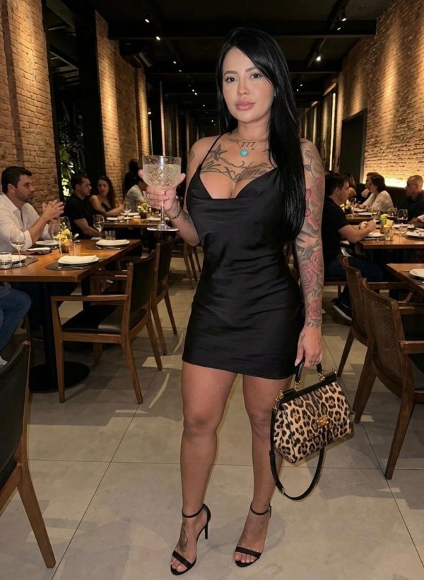 Lya brasileña muy sexy!