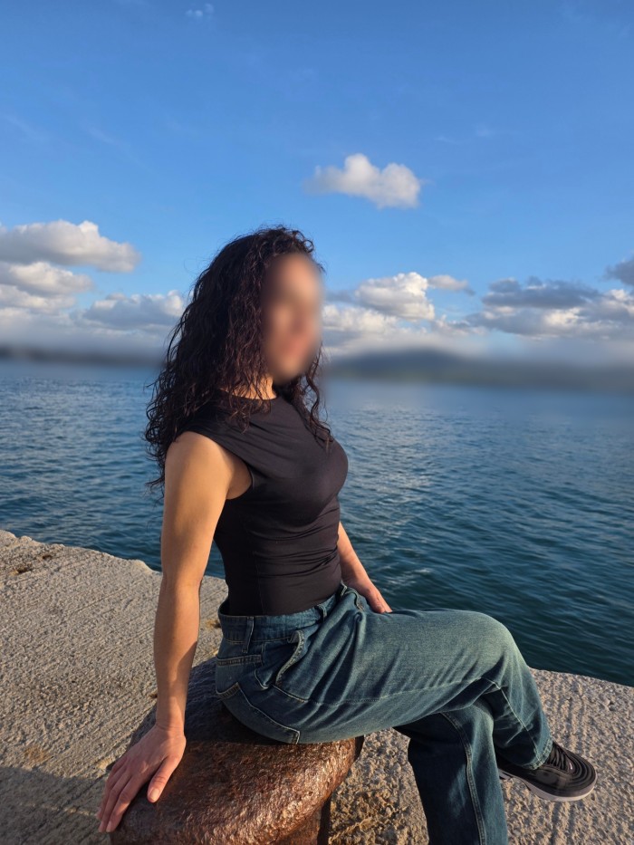 ESPAÑOLA TRAVIESA Y JUGUETONA EN TORRELAVEGA