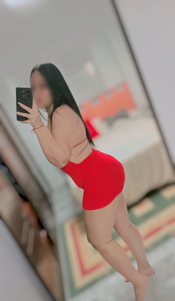 JUGAMOS AMOR?? MANILVA COSTA ESTEPONA