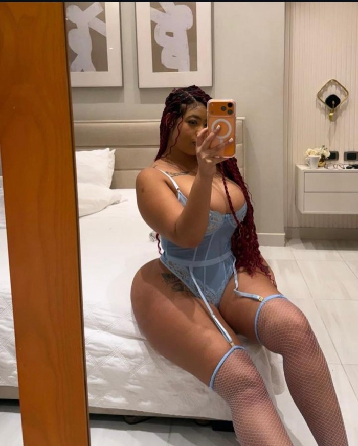 Nueva en Eibar sexi latina