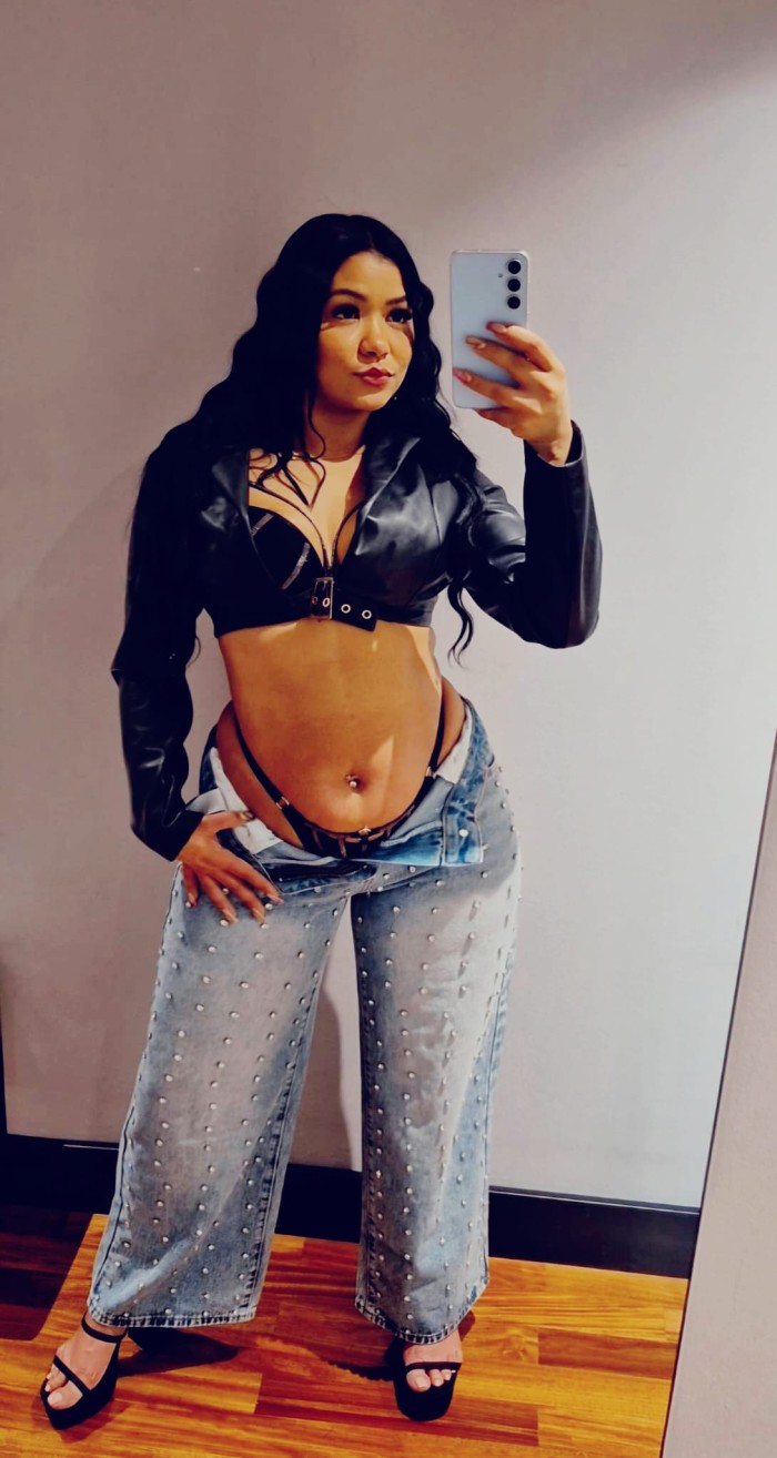 MUJER MULTI ORGASMICA SQUIRTING SEXO EN CULLAR