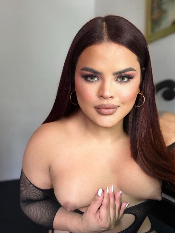 Activa pasiva dominante fiestera soy una caja de sorpresas