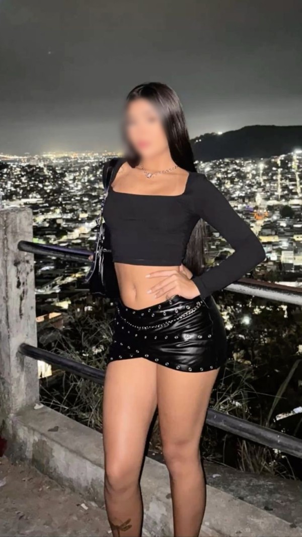 RECIEN LLEGADA ZARA ELEGANTE Y SENSUAL