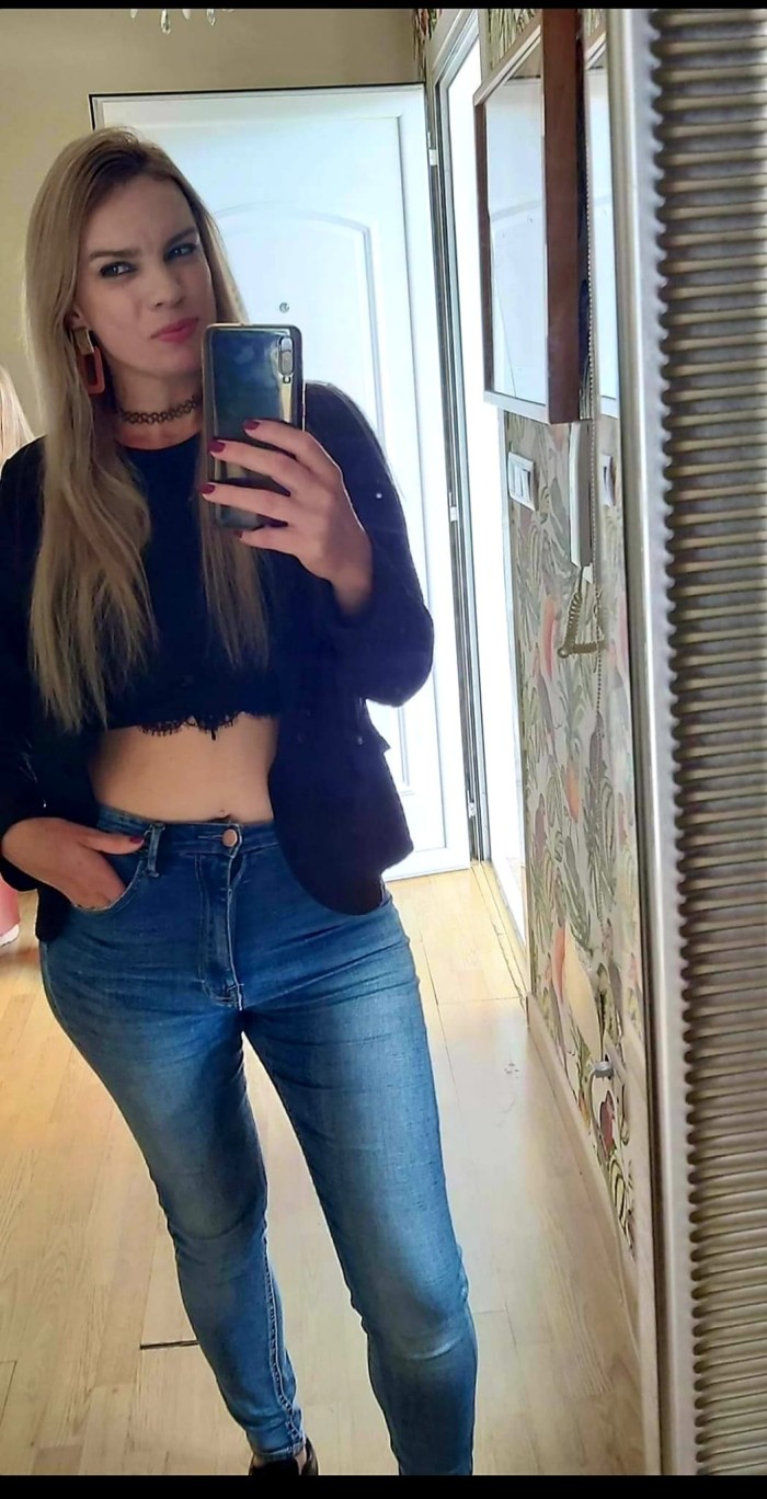 ALEMANA SENSUAL, COMPLACIENTE EN VALENÇA, TUI, PORRIÑO  654069709