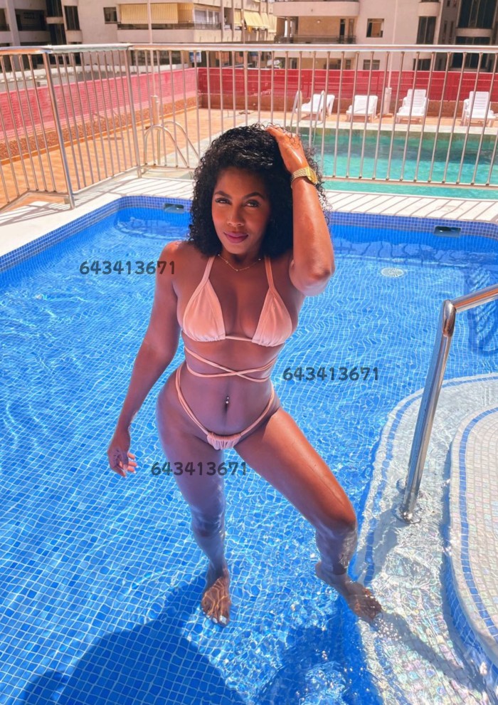 MASPALOMAS, MORENAZA DIVINA Y FIESTERA