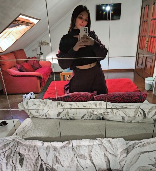 Morena con buen cuerpo
