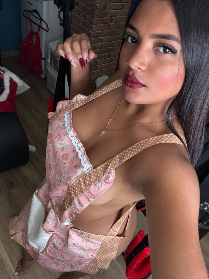 Venezolana dé élite 24 horas desplazamientos