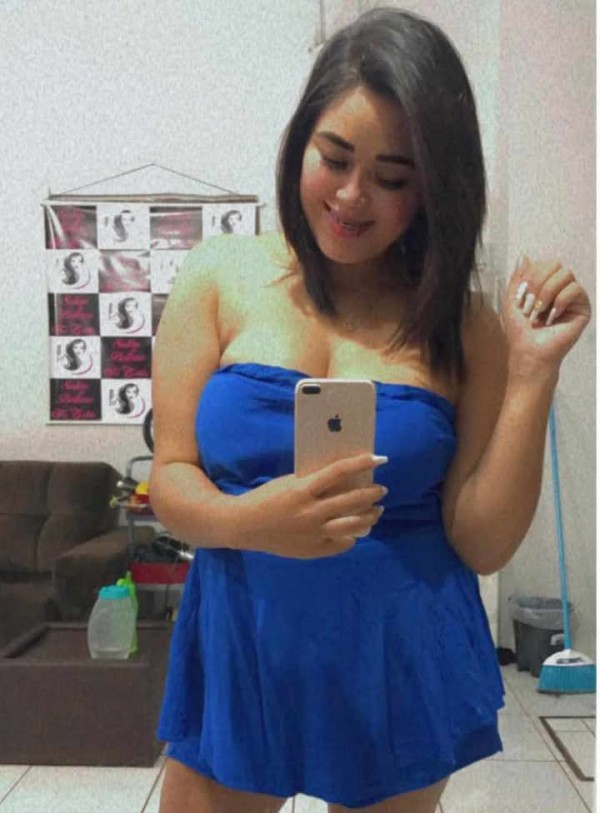 UNA MUJER CAÑERA FIESTERA Y VICIOSA MORBOSA A TOPE