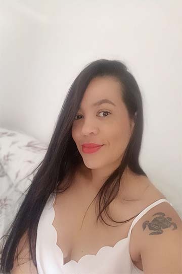 .GUAPA CAÑERA FIESTERA DELGADITA TRAGONA FIESTERA