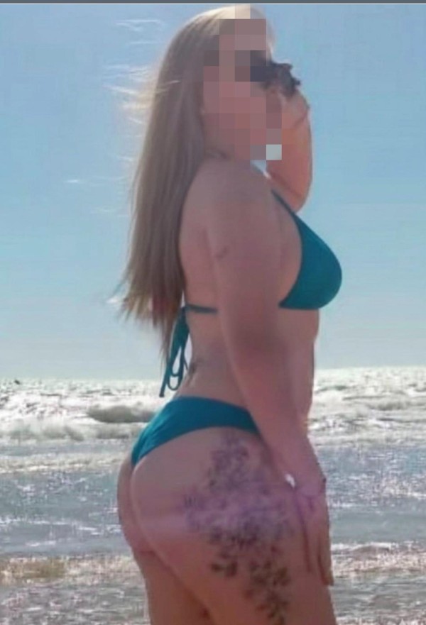 Carla en Cádiz… Brasileña fogosa y muy activa
