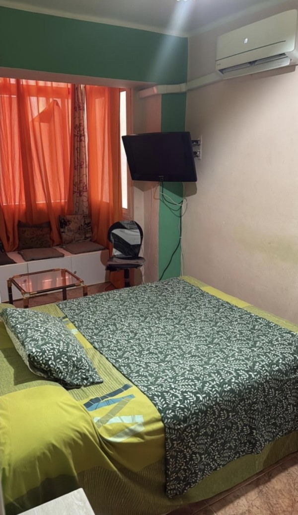 GRANADA BUSCAS DISCRECIÓN ALTOS INGRESOS HABITACIONES