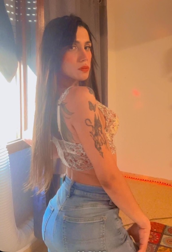 Antonella ** EN ( (**disponible en  Sabadel))) ((( Jovencita sexy delgada))