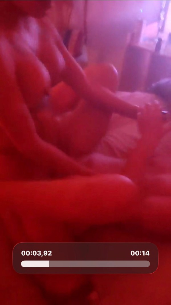 Antonella ** EN ( (**disponible en  Sabadel))) ((( Jovencita sexy delgada))