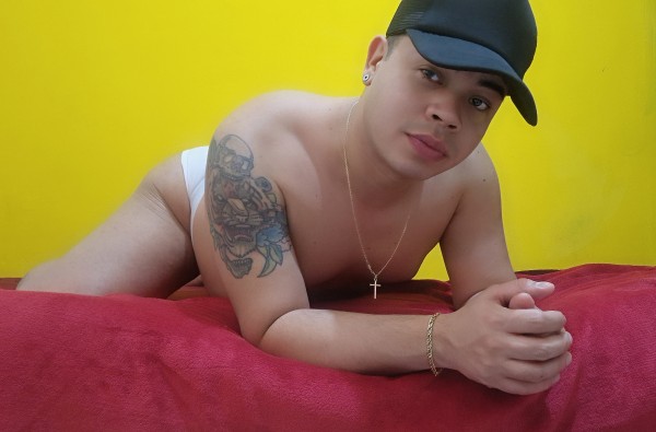 CUERPO CURVAS DANIEL NOVEDAD EN ALBACETE