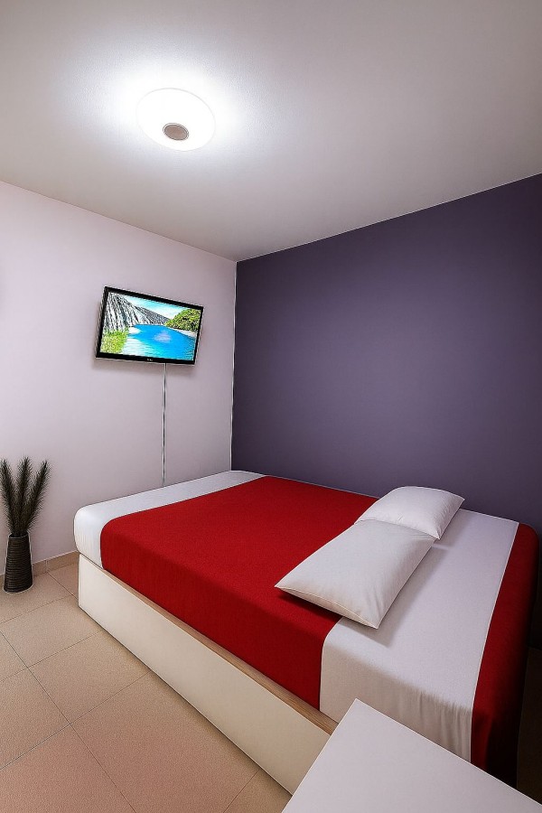 EN SECRET LOVE MALLORCA PLAZA DISPONIBLE 24/7 ALQUILER X HORAS PAREJAS