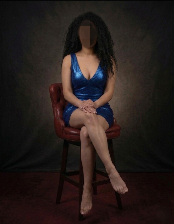 SENSUAL Y MUY ENROLLADA