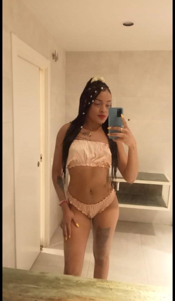 NUEVA EN VALENCIA , FIESTERA MUY GUARRA, SALIDAS