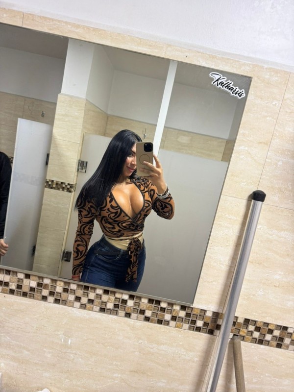 Valentina , nueva en Fuengirola en busca de amistades