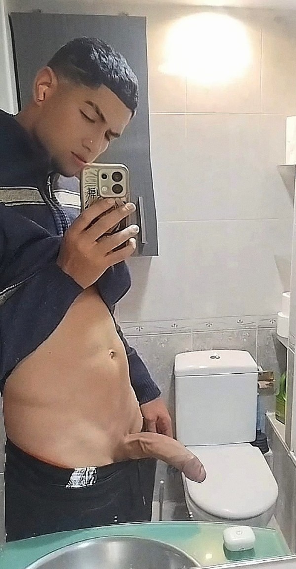 MACHO HETERO VERGON 25CM DE PLACER PARA TU CULITO