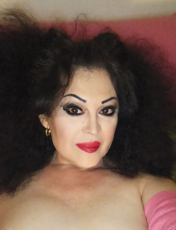 Estoy para mamada y griego y el precio 30€