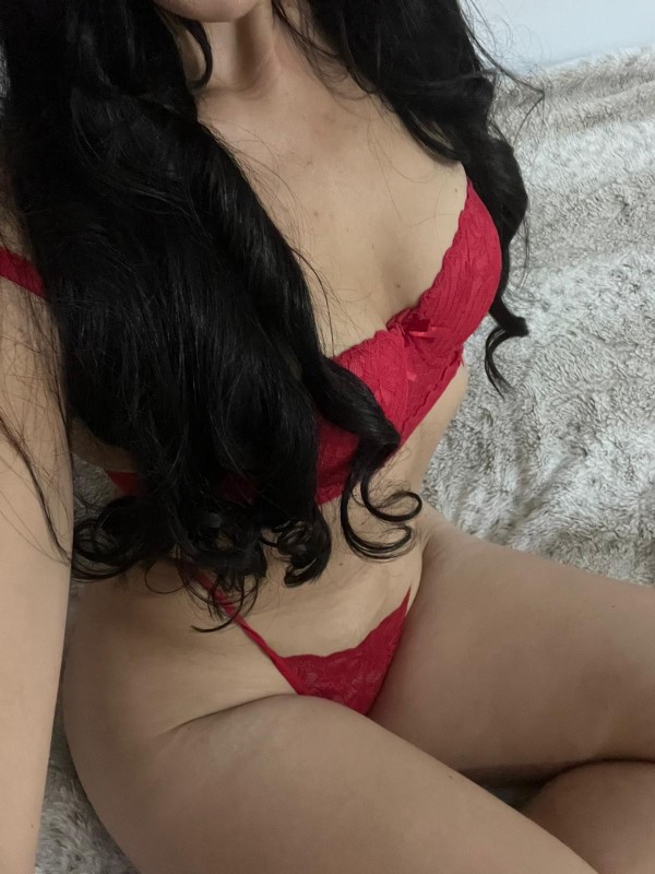 VEN FOLLAME RICO,DAME TODA TU LECHE.