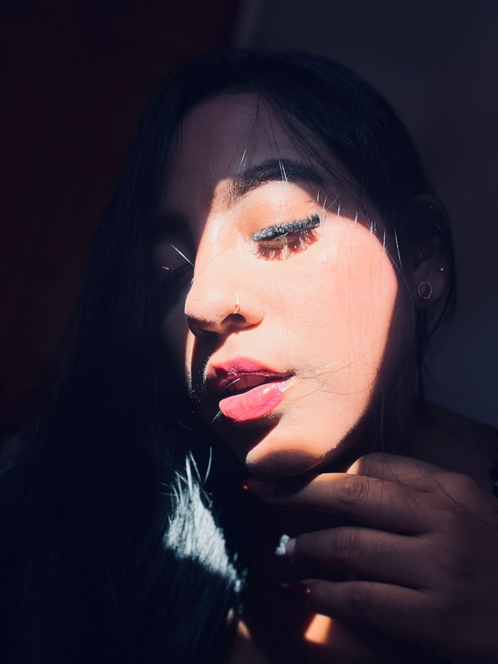 TRAVIESA Y JUGUETONA  DISPONIBLE  PARA TI