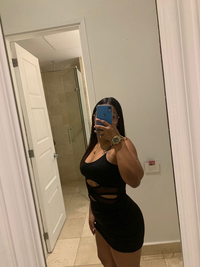 EN EL ZAPILLO ARDIENTE COMPLACIENTE SOLO SEXO