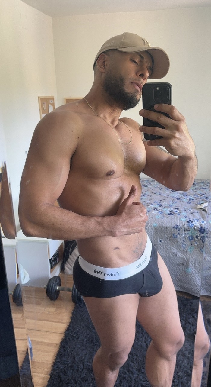 Dot latino masculino