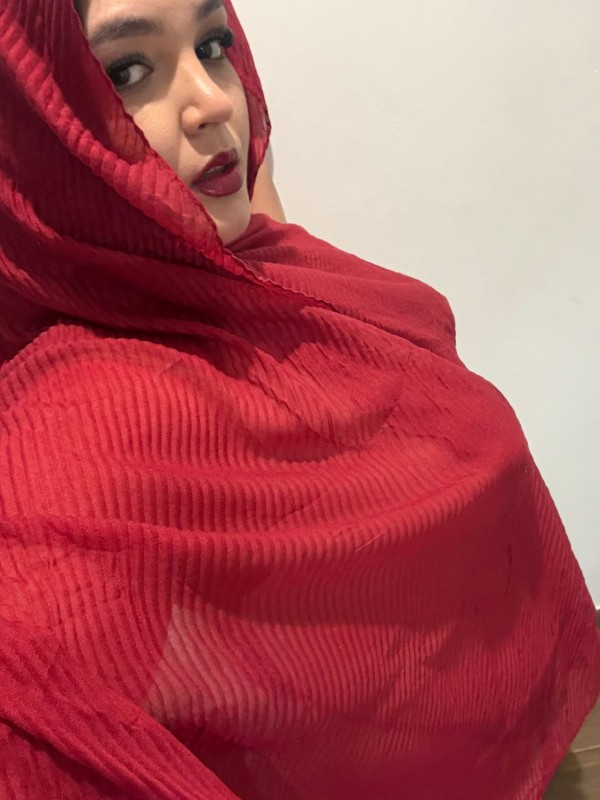 NOVEDAD ÁRABE FIESTERA CACHONDA TETAS XL