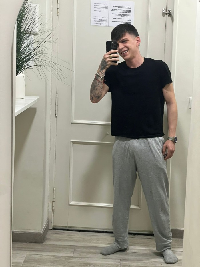 JUNNIOR COLOMBIANO PÍCARO Y DISCRETO