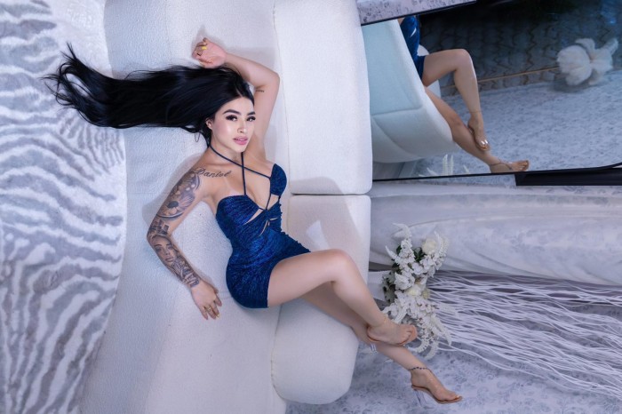 DIABLITA EXPERTA EN LA CAMA