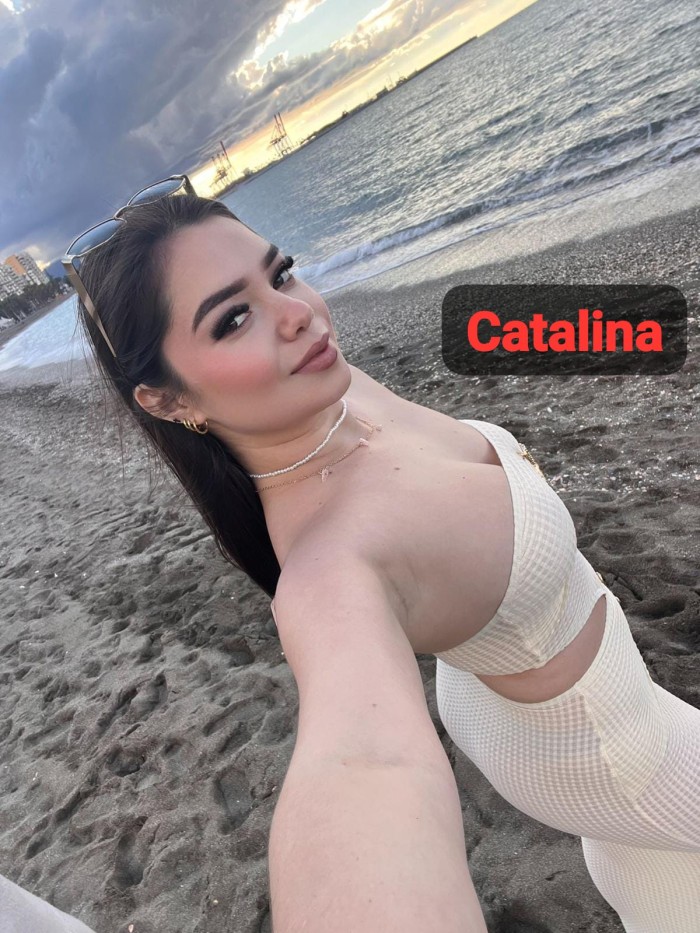 CATALINA LATINA ENCANTADORA