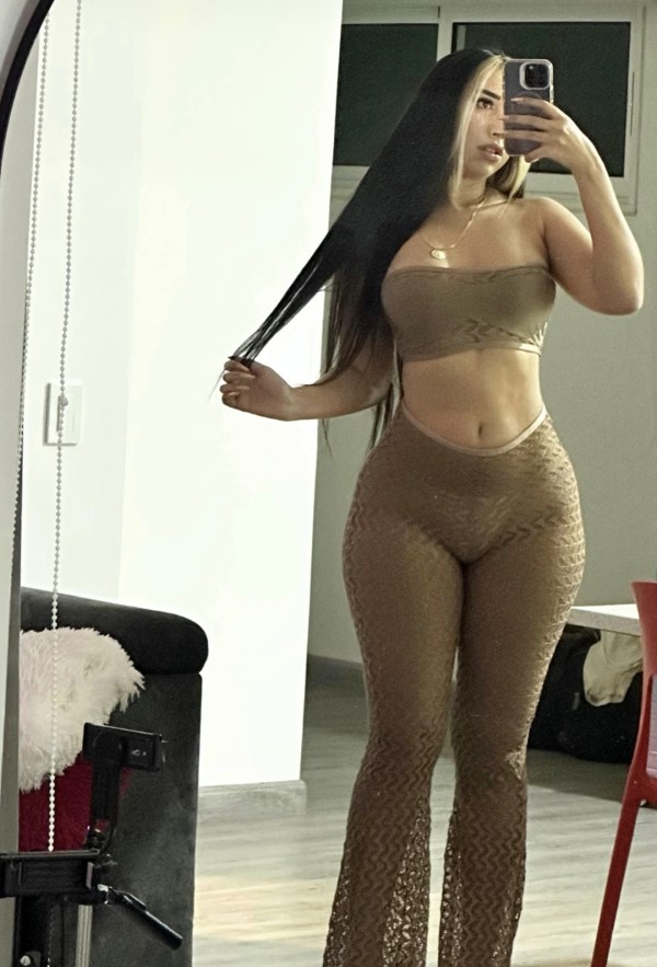 Seré tu amante perfecta, activa y pasiva fiestera transexual top culo grand