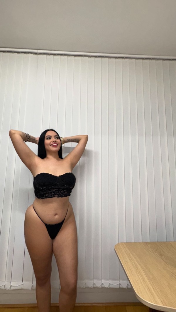 Lindas universitarias JD