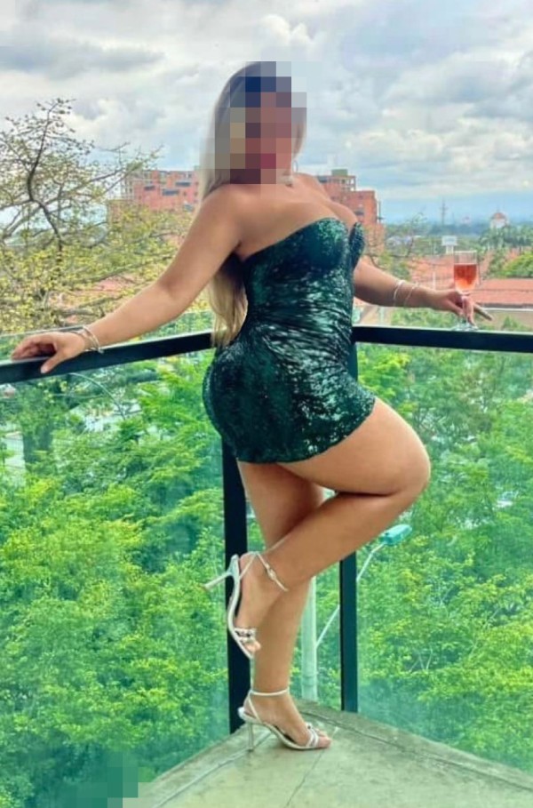 Madura irresistible  Elegancia, morbo y placer sin comparación en Jerez 2