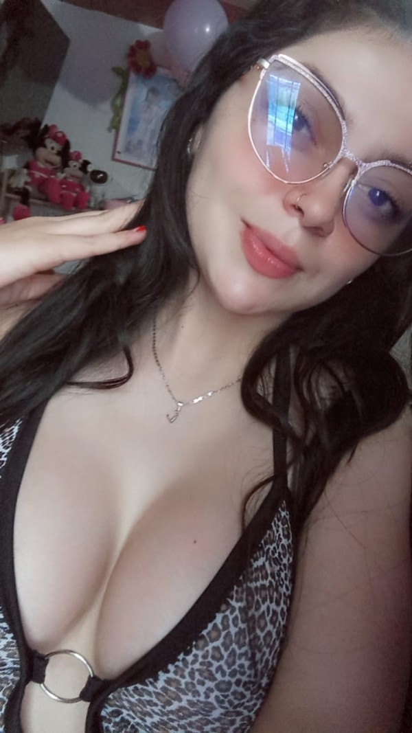 Estoy aquí en Gandía,una latina para satisfacer tus necesidad