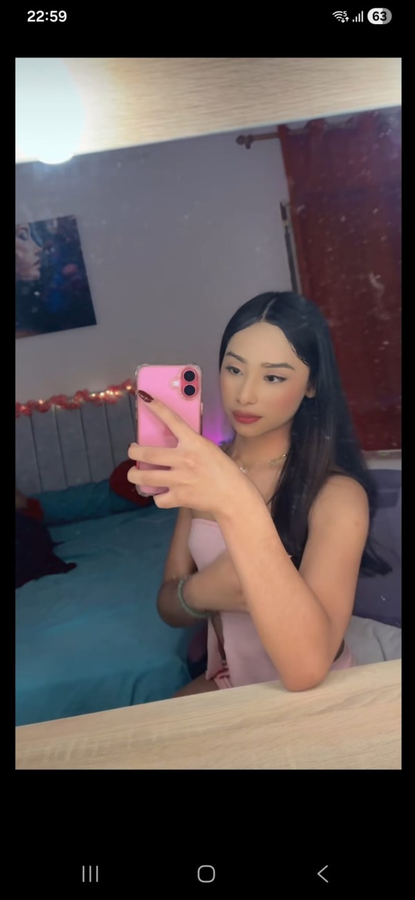 TRANS JOVENCITA COMPLACIENTE FIESTERA A TOPE