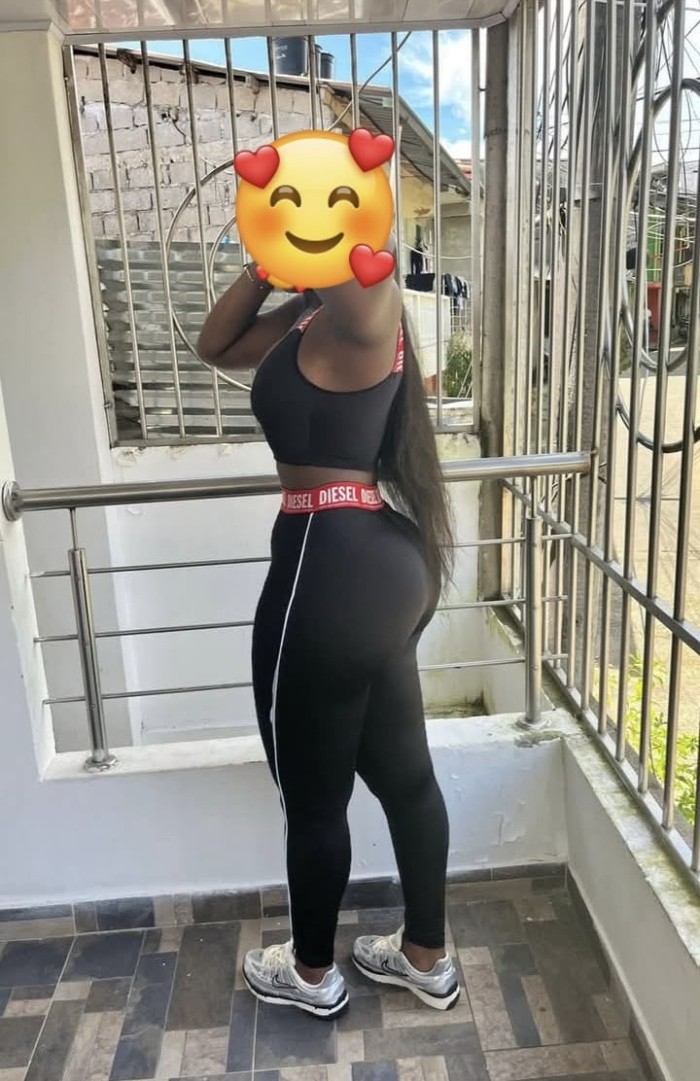 ZAMARA UNA EXPLOSIÓN DE CHICA EN LA CIUDAD