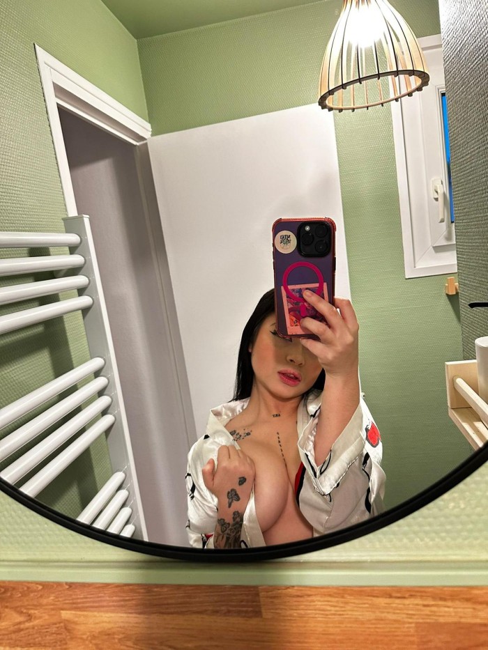 Dulce completa guarra y muy agradable conóceme