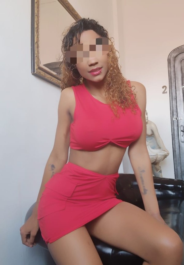 LUNA ME ENCANTA PASARLA RICO Y COMPLACERTE AL MAXIMO