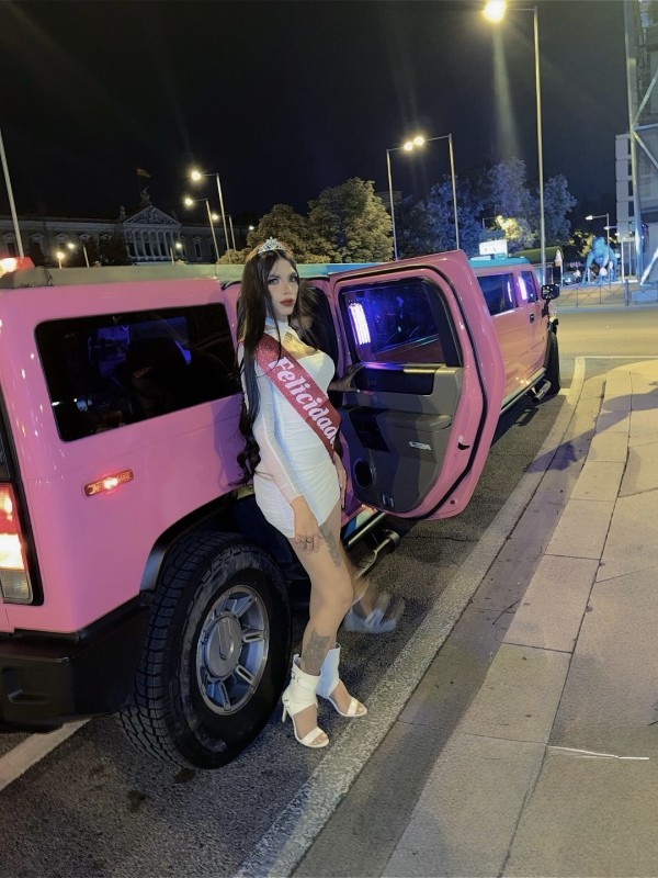 SIN ENGAÑOS NI ESTAFAS, WHITNEY FIESTERA GUAPISIMA TRANS RECIEN LLEGADA