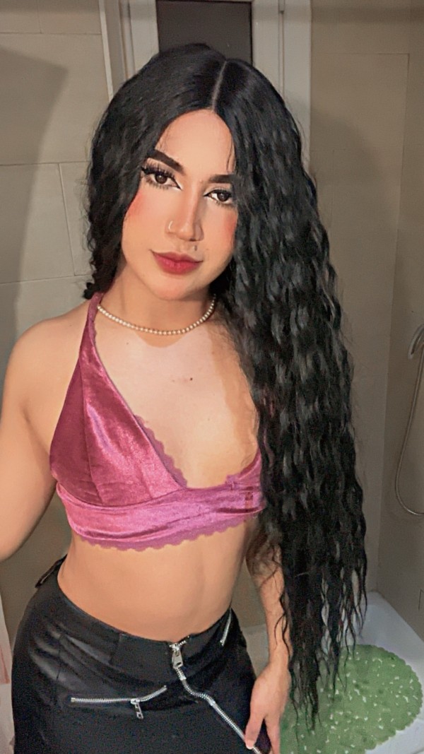 Trasn recién llegada traviesa fiestera guarra y cañera Benidorm