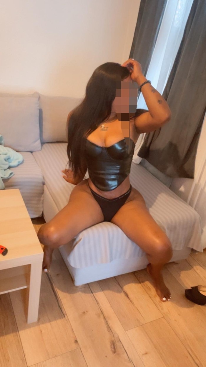 LORIN morena de culazo