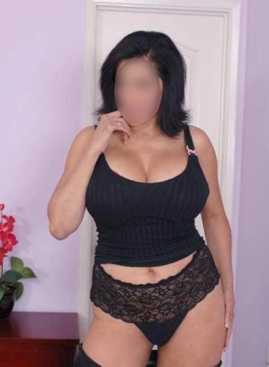 BRENDA MADURITA ESPECTACULAR CACHONDA EN CIUDAD RE