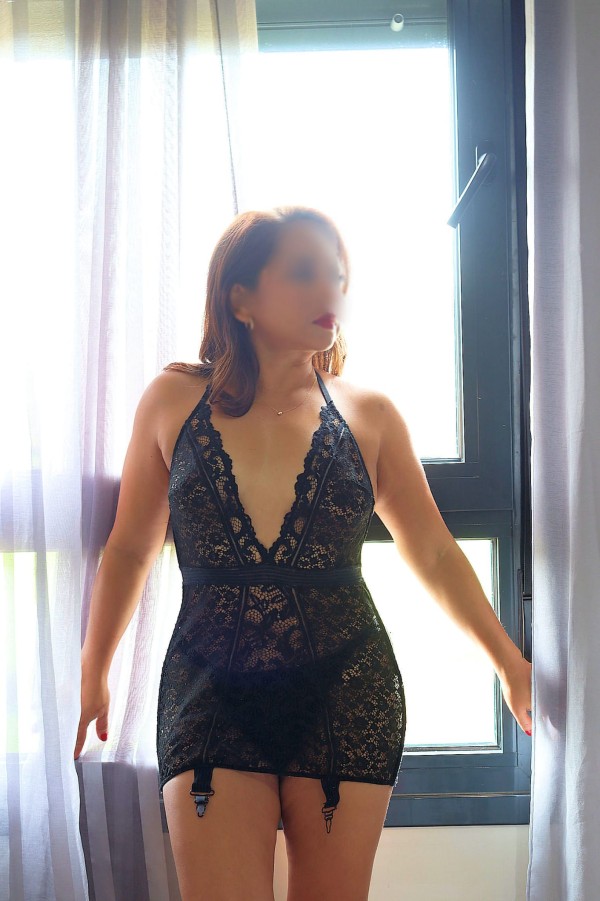 MASAJISTA INDEPENDIENTE MASAJES EN CAMILLA