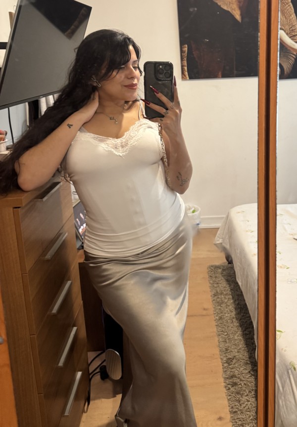 JOVENCITA ESPAÑOLA EN PONFERRADA.  CITA PREVIA