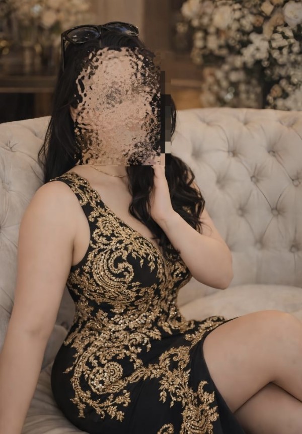 MUJER BELLA CON CLASE Y SENSUALIDAD EN AMPOSTA 24H