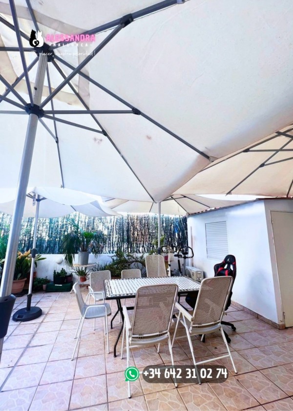 PLAZAS DISPONIBLES EN PALMA DE MALLORCA. MODELOS JOVENES Y DELGADAS